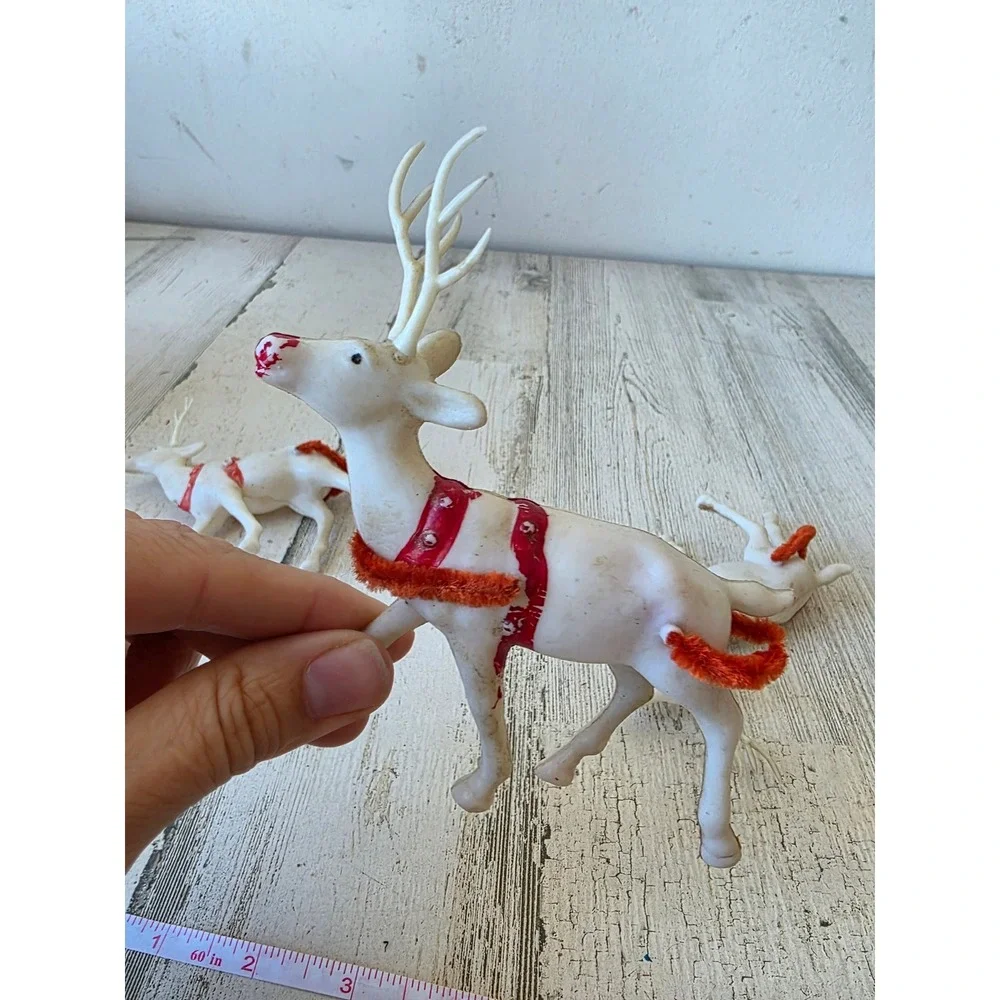 Vintage plastic reindeer Xmas statue figurine decor deer slay